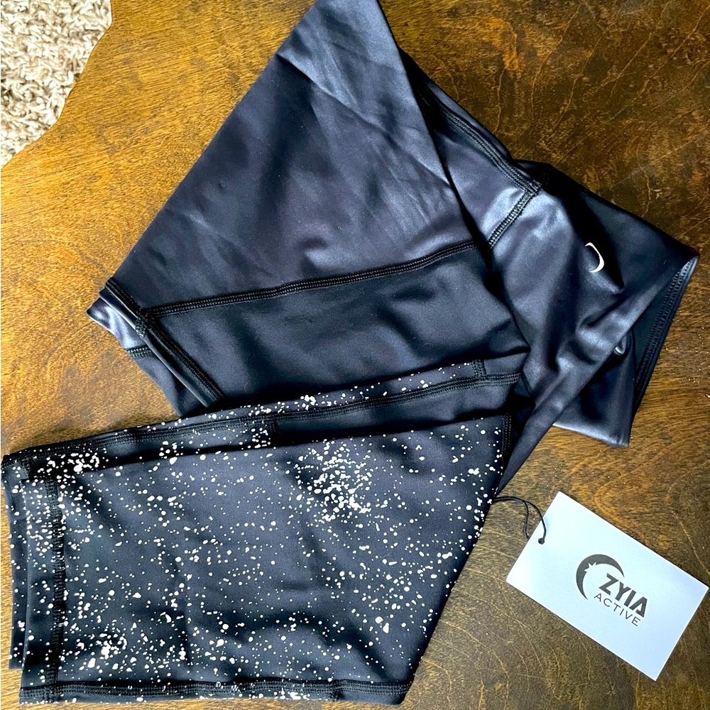 NWT ZYIA ACTIVE Black reflective Metallic Light n Tight Hi-Rise 7/8 24” size 12